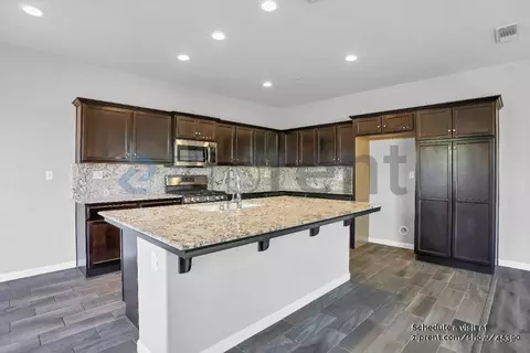 3384 Amanecer Ave, Clovis, CA 93619 photo 7