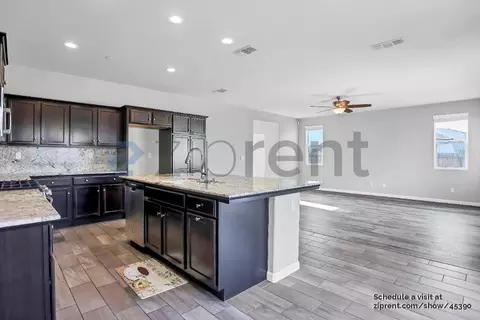 3384 Amanecer Ave, Clovis, CA 93619 photo 10