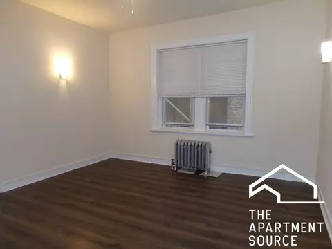 6916 N Lakewood Ave #207, Chicago, IL 60626