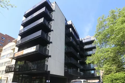5910 N Sheridan Rd #503, Chicago, IL 60660