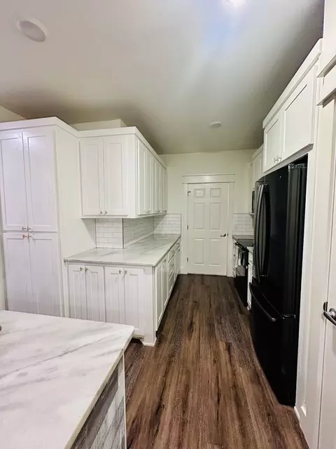 4190 NW Meadow Creek Cir #NA, Fayetteville, AR 72703