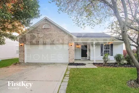 1177 Sunkiss Ct, Franklin, IN 46131