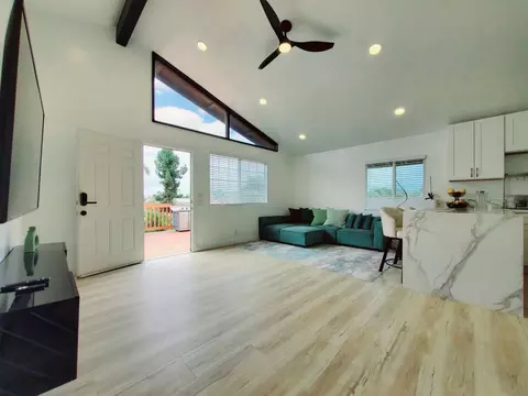 5521 Blueridge St #UPSTAIRS, San Diego, CA 92139
