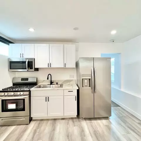 701 N Hill Pl #6, Los Angeles, CA 90012