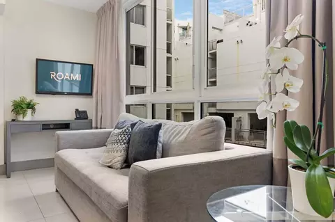 sw 2nd ave, Miami, FL 33129