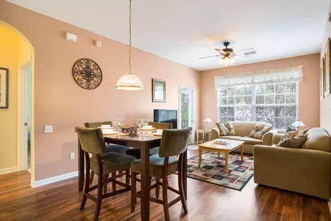 coconut palm way, Kissimmee, FL 34747