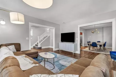 e 105th st, Cleveland, OH 44106