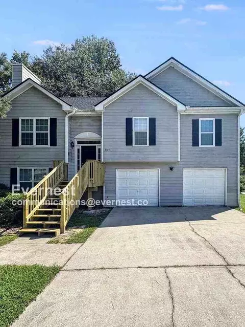 305 Renee Dawn Ct, Riverdale, GA 30296