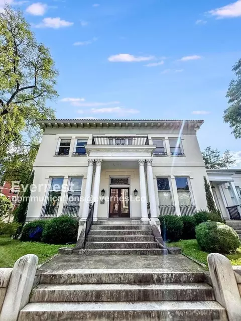 1101 W Grace St #7, Richmond, VA 23220