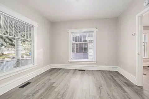 429 Davis St #1, Kalamazoo, MI 49007