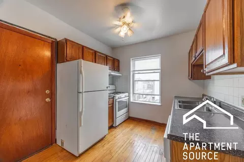 3153 W Argyle St #3W, Chicago, IL 60625