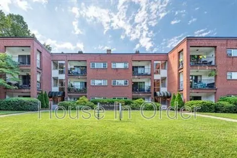 30 Edgemont Rd #18, Asheville, NC 28801