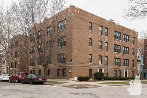 1444 W Byron St #3900-2, Chicago, IL 60613