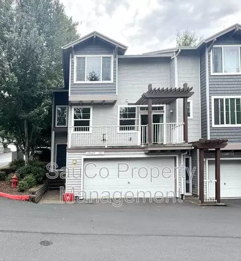 10825 SW Canterbury Ln #101, Tigard, OR 97224