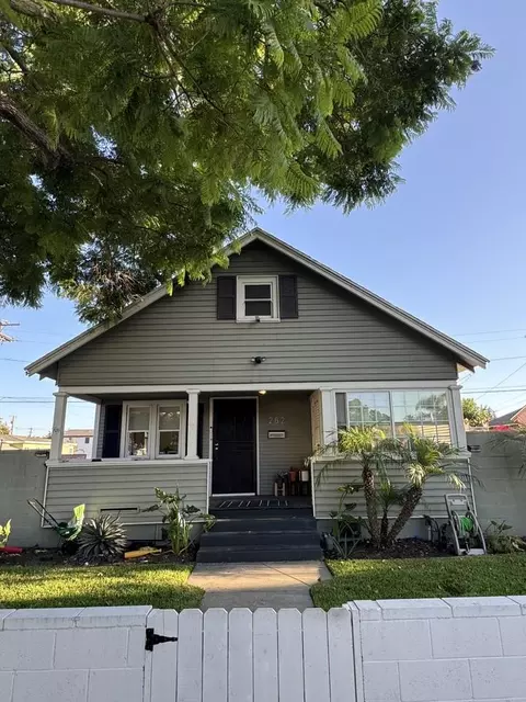 282 E 51st St #NA, Long Beach, CA 90805