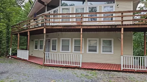 8148 Supinlick Ridge Rd #A, Mount Jackson, VA 22842