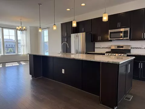 5585 Peregrine Way, Frederick, MD 21704