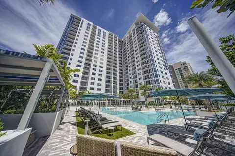 255 SE 3rd Ave, Fort Lauderdale, FL 33301