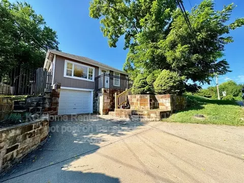2817 W 41st Ave, Kansas City, KS 66103