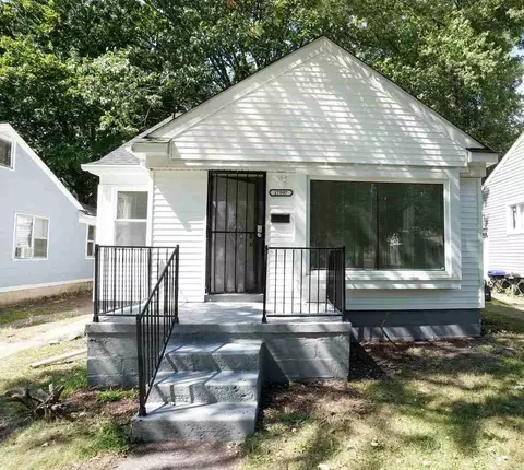 17597 Pierson St, Detroit, MI 48219