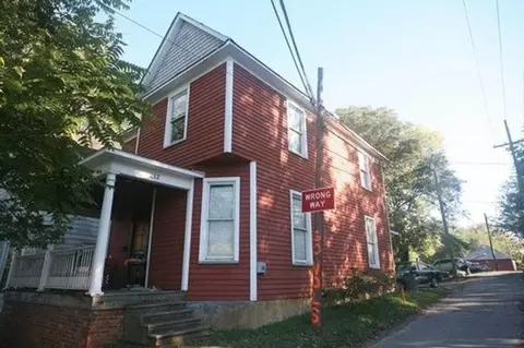 212 S 17th St, Knoxville, TN 37916