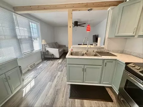 340 W 26th St #1STFRONT, Erie, PA 16508