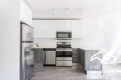 940 W Winona St #202, Chicago, IL 60640