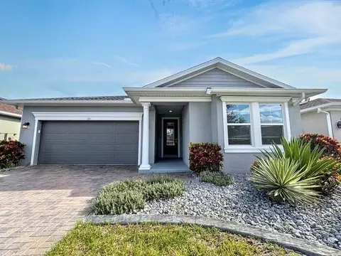 518 Narrow View Ln, Groveland, FL 34736