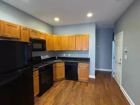 2212 N 16th St #FL 2, Philadelphia, PA 19132