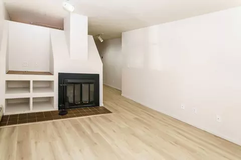 676 Ashland Ave #6, Saint Paul, MN 55104
