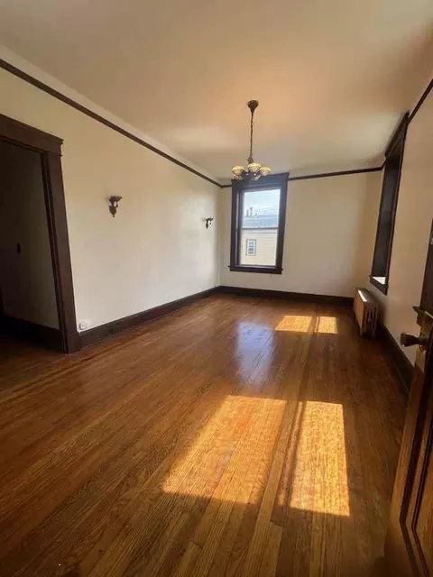 165 W 3rd St #4, Oswego, NY 13126