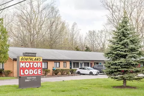 dix toledo rd, Riverview, MI 48193