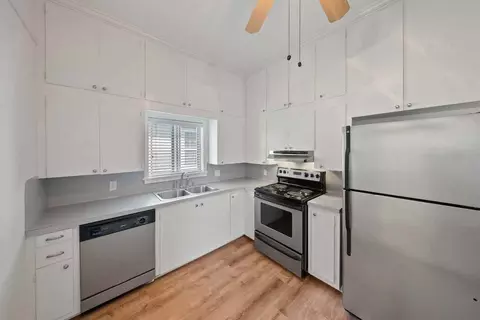 159 6th St, Port Allen, LA 70767