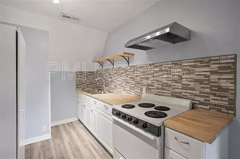 3416 Anderson Ave #2, Kansas City, MO 64123