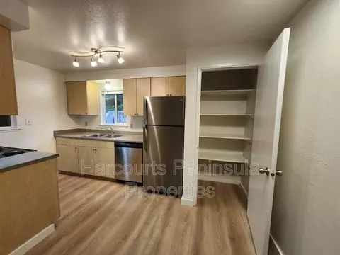 45 NE Torval Canyon Rd #4, Poulsbo, WA 98370