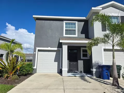 8833 Milestone Dr, Sarasota, FL 34238