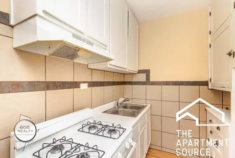 2801 N Keating Ave #309, Chicago, IL 60641
