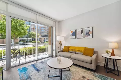 9845 N Central Expy #1013627P, Dallas, TX 75231