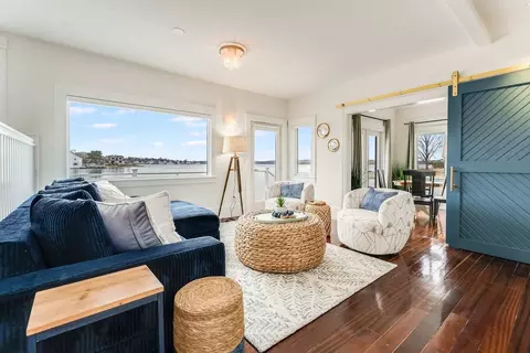 698 Washington St #1040446P, Gloucester, MA 01930