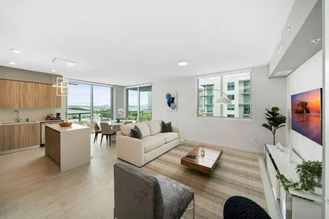 3886 Biscayne Blvd #1028796P, Miami, FL 33137