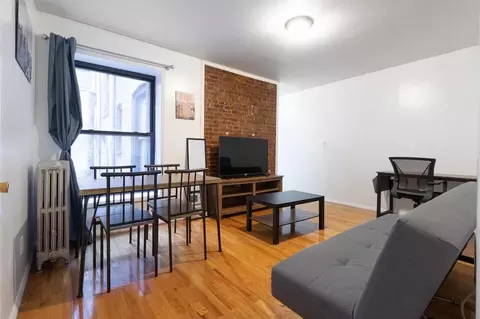 215 E 95 St # B, New York, NY 10128
