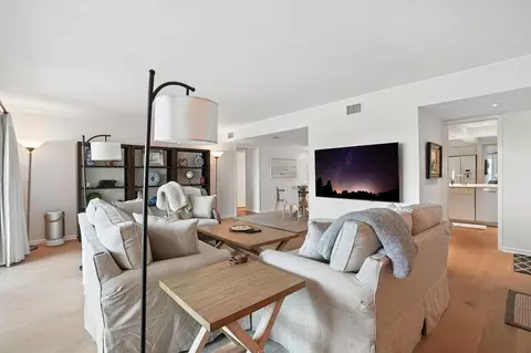 3951 Gulf Shore Blvd N #1049705P, Naples, FL 34103