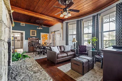 11 Maytum Pass #1054131P, Boerne, TX 78006