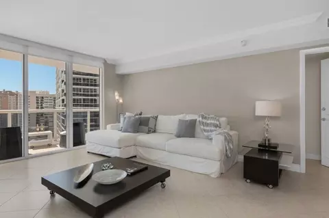 1830 S Ocean Dr #1227465P, Hallandale Beach, FL 33009