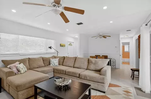 2270 SE 5th St #1241268P, Pompano Beach, FL 33062