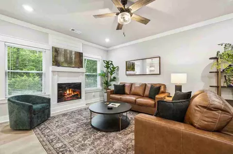 10 Granshire Dr #1237423P, Bella Vista, AR 72714