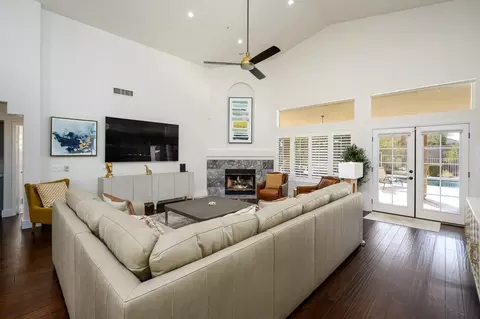 9375 E Sutherland Way #1255437P, Scottsdale, AZ 85262