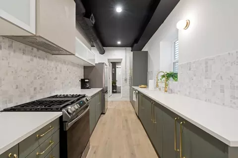 2655 W Huron St #1244914P, Chicago, IL 60612