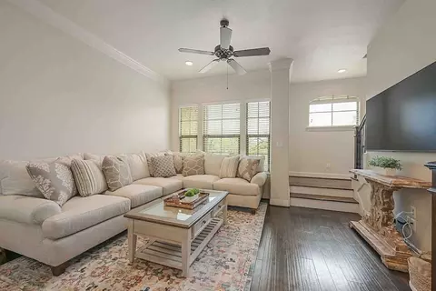 502 Jefferson St #1071602P, Bryan, TX 77801