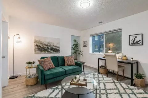 1816 S G St #1045873P, Tacoma, WA 98405